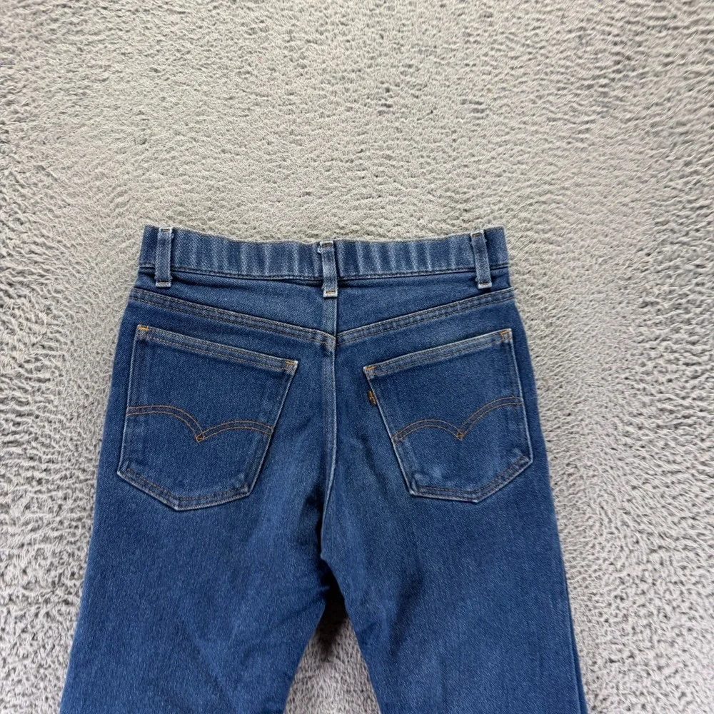 Levis before purchasing